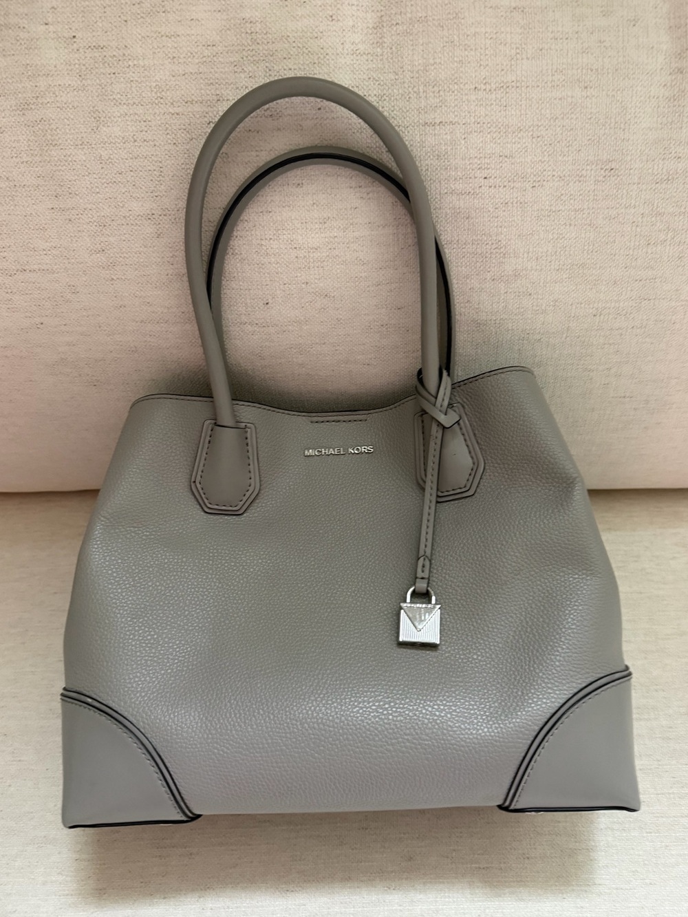 Michael Kors Pebble Leather Tote in Light Gray